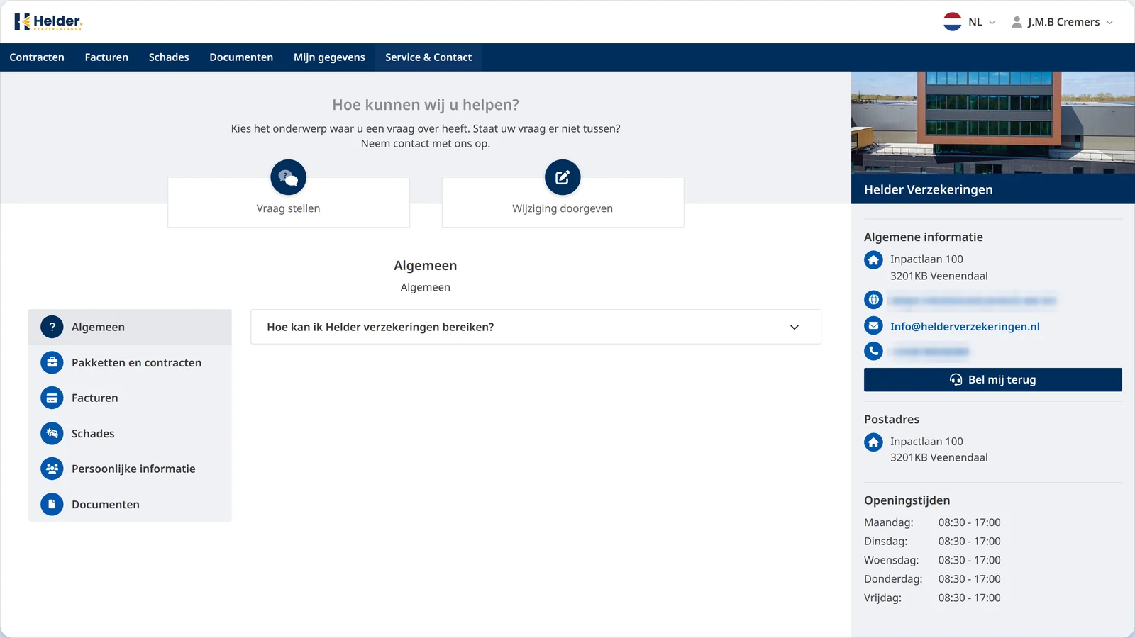 Service- en contactpagina van de Klantmap: vraag stellen of wijziging doorgeven, veelgestelde vragen per onderwerp, en rechts de contactgegevens en openingstijden van het kantoor.